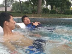-欢乐水魔方水世界