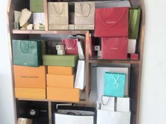 -聚云奢二手奢侈品黄金手表包包回收·中古店(三里屯总店)