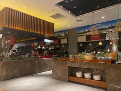 -齐河孔雀王温泉酒店·金孔雀自助百汇
