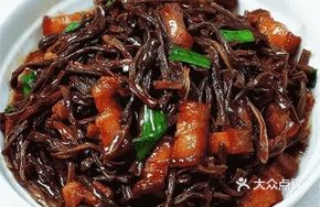 Steamed Pork with Sun-Dried Green Beans