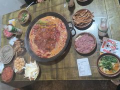 -黄潇洒老火锅(九眼桥宏济巷店)