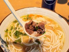 -鑫花溪牛肉米粉(凤凰街创始总店)