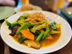 蚝油炒杂菜-mango tree芒果树泰国餐厅(青岛万象城店)