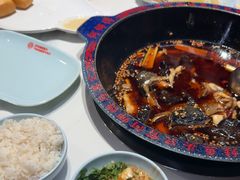 -何师傅美蛙鱼头(汉街店)