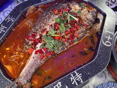 -巴特餐饮6加1音乐餐吧·新疆菜