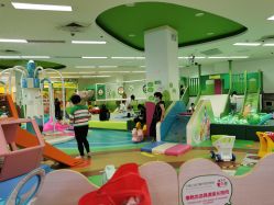 -孩子王童乐园(武汉永旺店)
