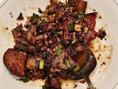 邵阳猪血丸子烧腊肉-烹湘·鲜炒湖南土菜(海珠店)
