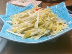 -娜仁图雅蒙古美食村(33小镇店)