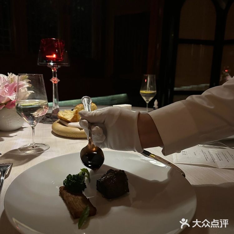 是谁还没来吃这家绝美法餐厅！杭州的公主们快冲！