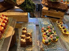 -两咖啡自助餐厅(静安香格里拉酒店)