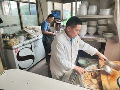 餐具摆设-清真·白家牛肉罩火烧老店(育才街店)