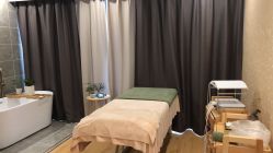 -涂tu指甲日式美甲美睫店