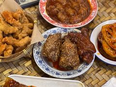 -爆炸头阿姨小四川正宗川味小吃(无任何分店)