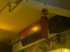 -Mx.cocktail bar