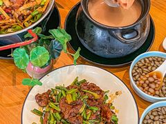 -莲餐厅·湖北菜·藕汤是头牌(愚园路店)