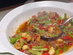 -佬麻雀·剁椒鱼头(京基KK One店)