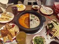 -言玖鲜火锅串串披萨自助(益田假日店)