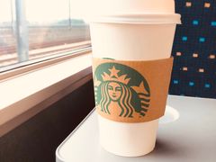 -星巴克(广州南站A18检票口楼上)