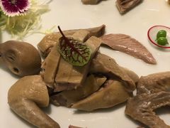 卤鸽-伯衡55·吉品轩(乌鲁木齐南路店)