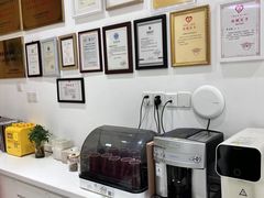 -雅悦齿科(顾村公园店)
