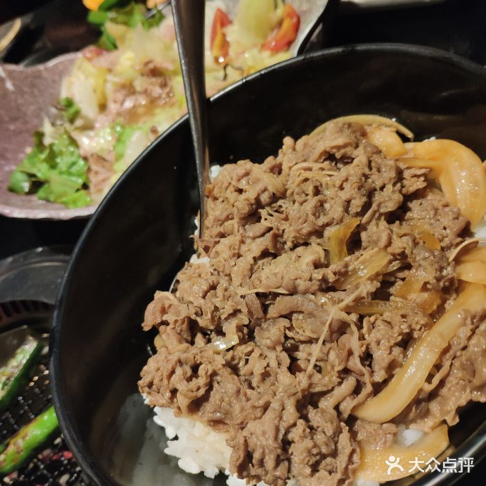 牛道74红花牛火山石烧(青岛万象城店)-图片-青岛美食-大众点评网