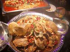 -鸣记脆皮烤鱼·海鲜烤鱼(三八广场店)