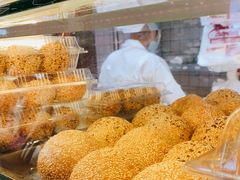 -白玉兰食品甜凤店(合生汇店)