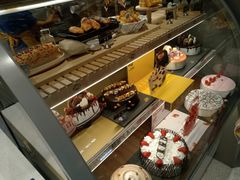 -DQ·蛋糕·冰淇淋(龙湖狮山天街店)