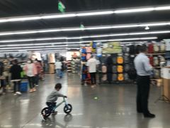 -迪卡侬(西三旗店)