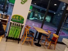 用餐区-老乡鸡(武汉中南梅苑小区地铁站店)