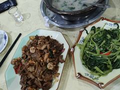 -标记美食新鲜猪杂(兴南大道店)