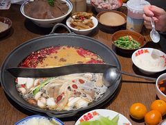 -萍姐火锅·公路夜市(武汉首店)