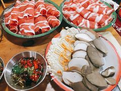 -东镇老火锅(长春路首店)