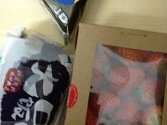 -全家便利店(襄阳南路店)