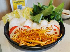 菌菇拼盘-八珍玉食鸡煲·打边炉(印象城店)