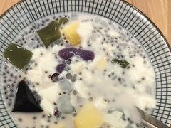 -哼哈豆花工房(高铁吾悦广场店)
