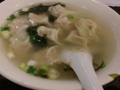 虾肉小馄饨-王家沙点心店(南京西路总店)