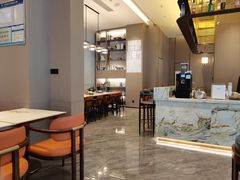 -宜致酒店(永庆坊彩虹桥地铁站店)