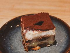 提拉米酥-Common Table · Brunch & Coffee