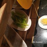 好久没有去吃火锅啦，最近可以堂食就和小伙伴去了巴奴火