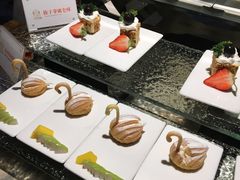 -半岛翡丽海鲜自助餐厅(观风亭店)