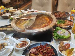 -尚品海鲜肥牛自助火锅(湖明店)