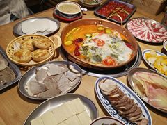 -洱火云南酸菜牛肉火锅(石景山当代商城店)