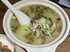 -二孃鸡爪爪(东风路总店)