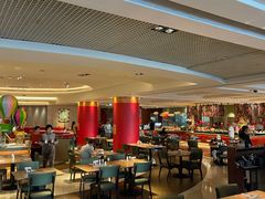 -咖啡苑自助餐厅·中国大饭店