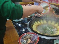 -边江铁锅炖鱼(振八街店)