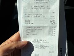 -文艺复兴百货(米兰大教堂广场店)