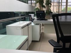 -上德宝骏宝马5S店