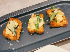超值奶香芝士菌菇TAPAS-必胜客(松雷店)