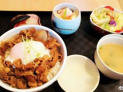 -牛気·越光米牛肉饭(水游城店)